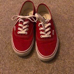 Like BRAND NEW!! Red Vans 🏄‍♀️🏂